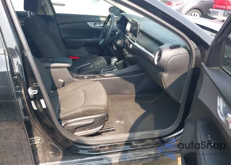 2024 Kia Forte Lxs из США, поврежденный, VIN 3KPF24AD4RE723898